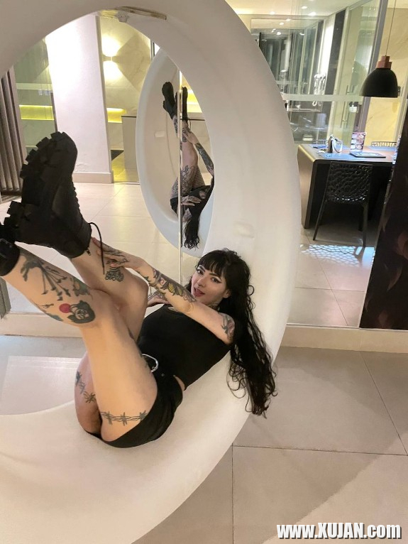 Goth Tattooed Model anvchar OnlyFans Bluebbeafree - Photo #2859414