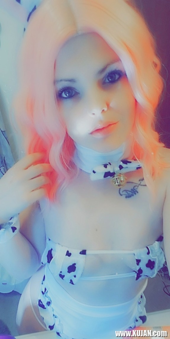 Sexy Horny Cowsuit Roleplay - Photo #2860136
