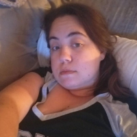 Mer ynkery Melissa n parunakum e Nudes Shes y pntrum e mets kakhovi kliry