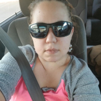 Mer ynkery Melissa n parunakum e Nudes Shes y pntrum e mets kakhovi kliry