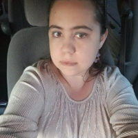 Mer ynkery Melissa n parunakum e Nudes Shes y pntrum e mets kakhovi kliry