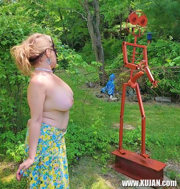 Hingshabti Momomys Repurposed Dildo Garden Walk Hughtited MILF siruhi - Photo #2870913