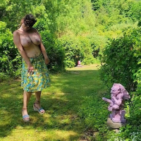 Hingshabti Momomys Repurposed Dildo Garden Walk Hughtited MILF siruhi
