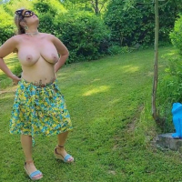 Hingshabti Momomys Repurposed Dildo Garden Walk Hughtited MILF siruhi