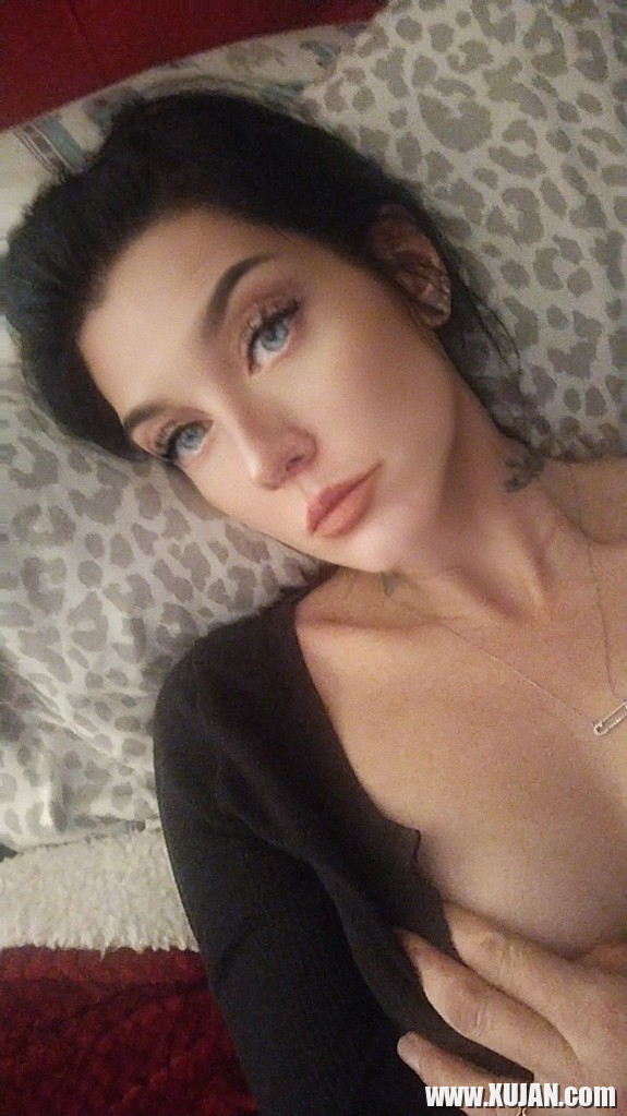 Kitty sviter - Photo #2877412
