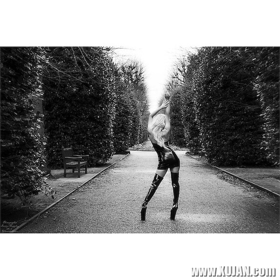Femdom Miss Courtney - Photo #2879804