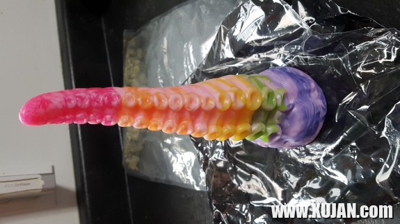 Tentacle Dildo Ika n vat vishapits - Photo #2885906