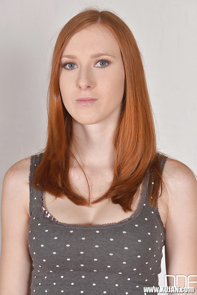 Redhead babe Linda Sweet shows off her cute natural boobies on cam - Photo #2887162