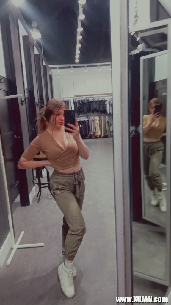 Hayelii nkarneri selfia - Photo #2893600