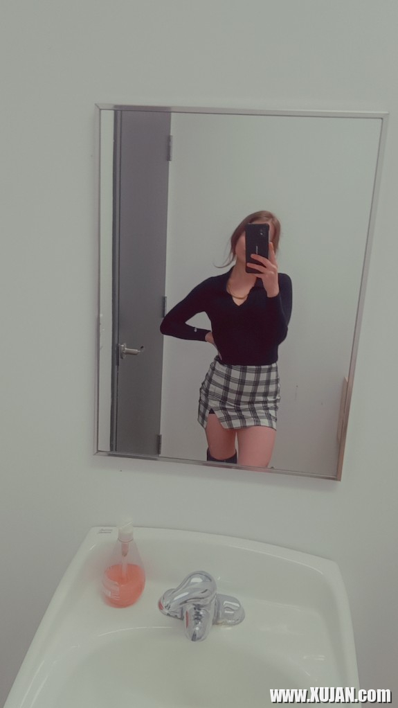 Hayelii nkarneri selfia - Photo #2893601