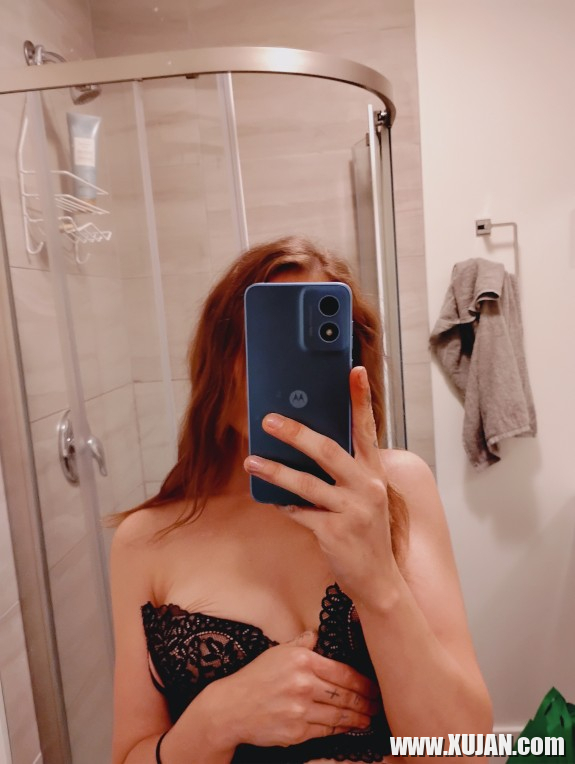 Hayelii nkarneri selfia - Photo #2893620