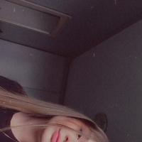 Hayelii nkarneri selfia