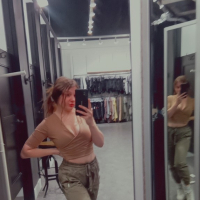 Hayelii nkarneri selfia