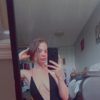 Hayelii nkarneri selfia