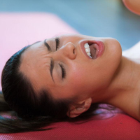 Carolina and Penelope get get horny doing their yoga