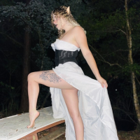 Taratsets Elf pucy Forest Montage um