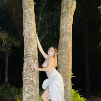 Taratsets Elf pucy Forest Montage um