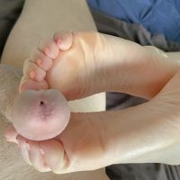 Sexy Boarfeet Footjob i het