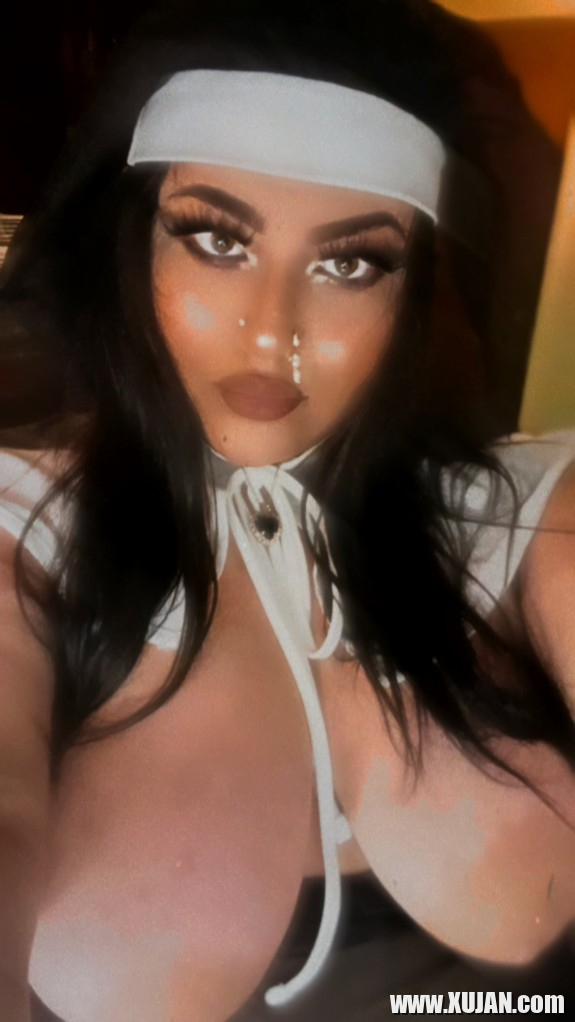 httpsfanslysheiszoee - Photo #2900805
