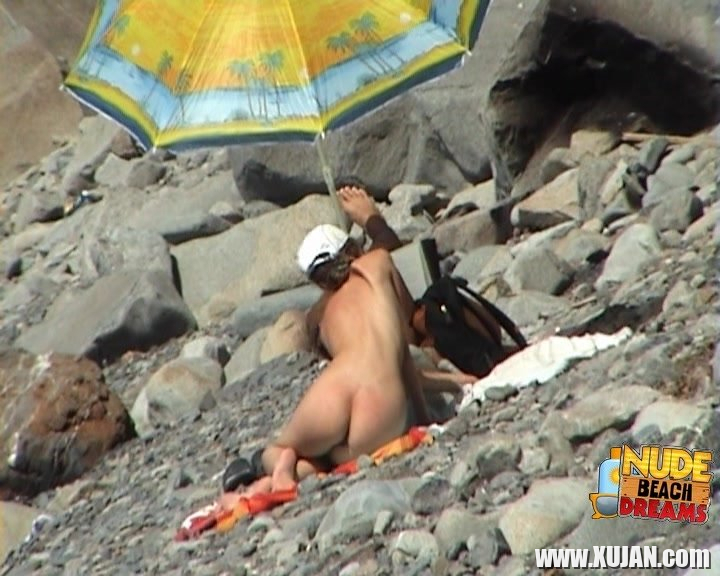 Slim Brune Milf y khaghum e ir khuleri het - Photo #2903845