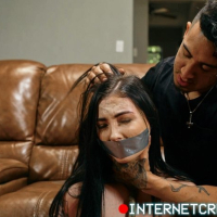 Internetayin soghun kapi ev kotrvats Babysitter Megan dzmerner