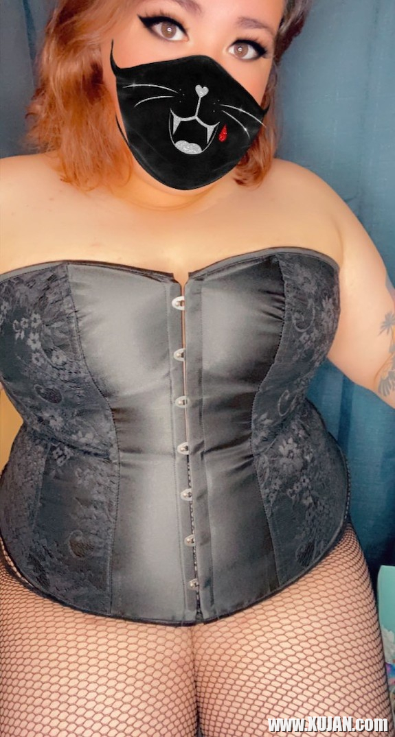 Corset Teaser 2 - Photo #2917354