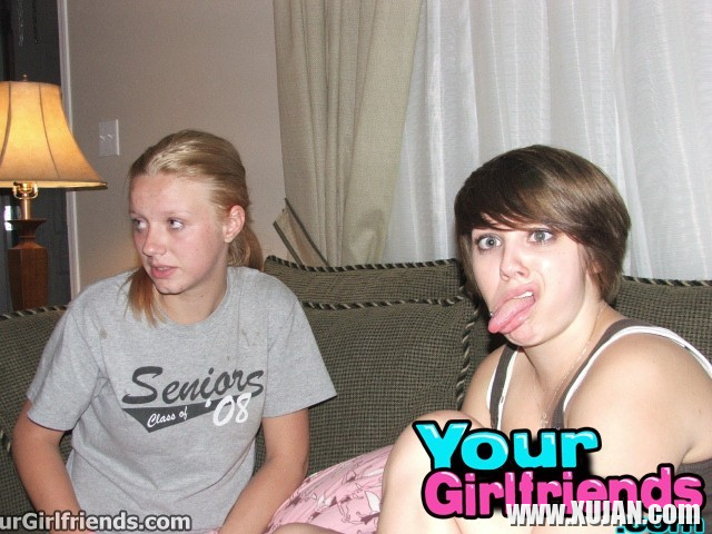 Girlfriend get crazy when home alone watch em play - Photo #2927401