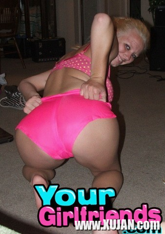 Girlfriend get crazy when home alone watch em play - Photo #2927406