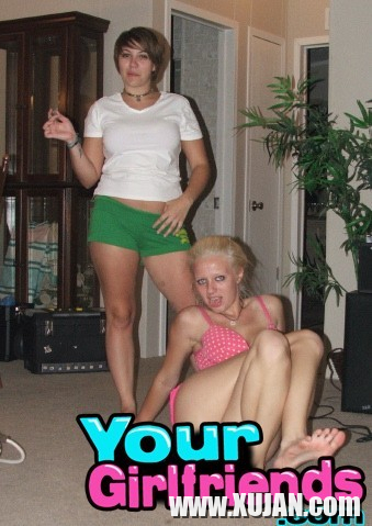 Girlfriend get crazy when home alone watch em play - Photo #2927410