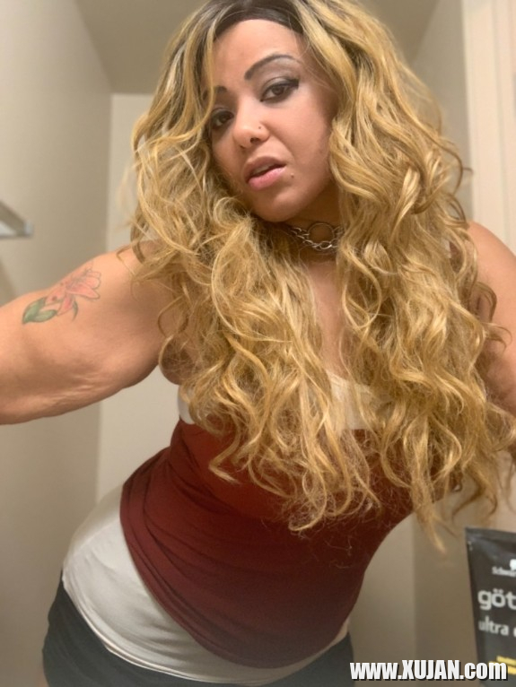 Blonde Latina Babe Modeling - Photo #2929785
