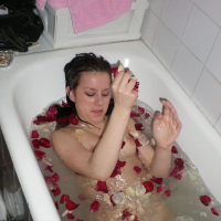 Romantik mi aghjka hamar baghniqum mi hyutali minetov