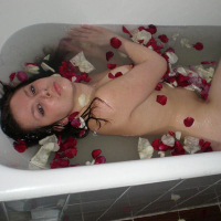 Romantik mi aghjka hamar baghniqum mi hyutali minetov