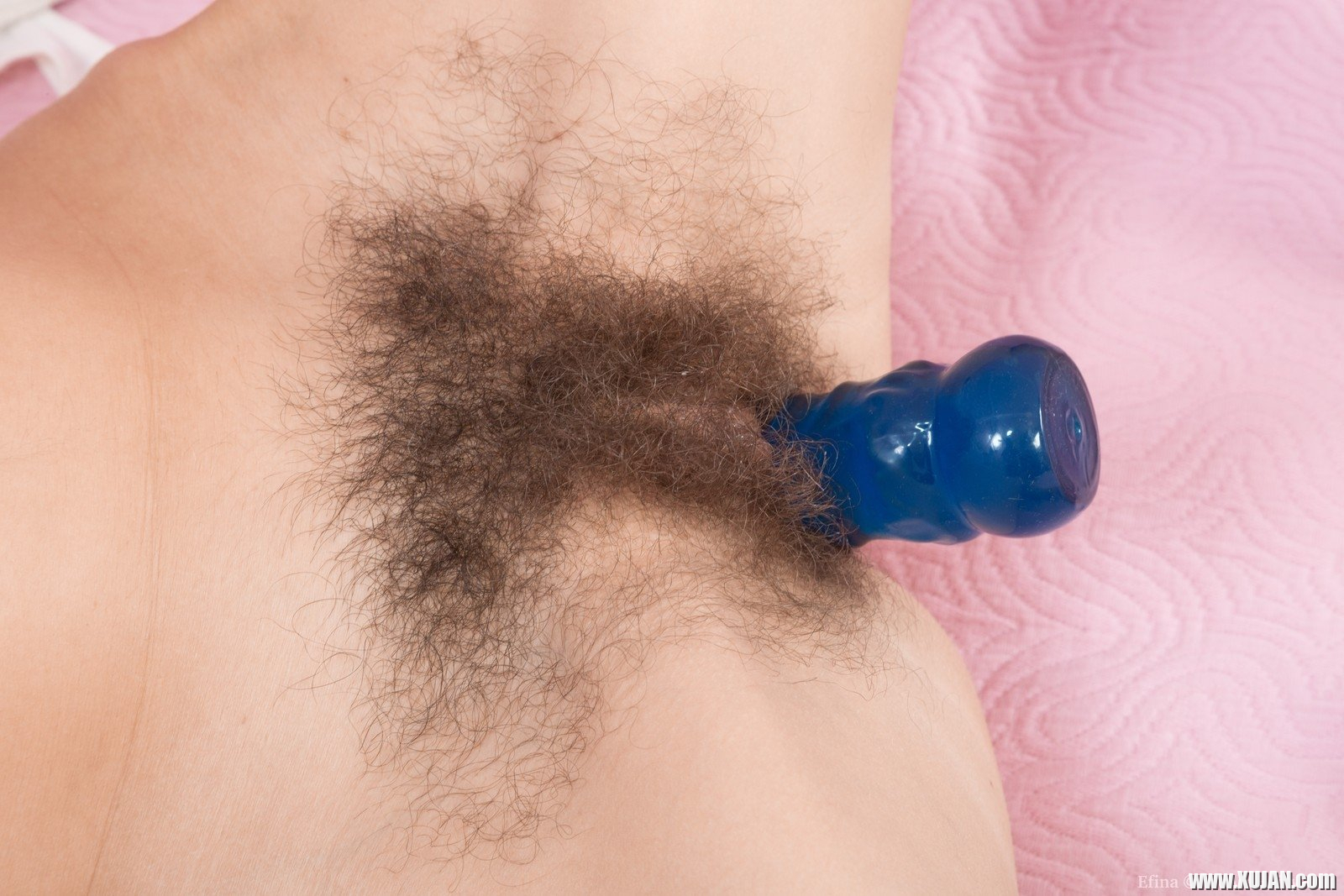 Efinan ir vibratorov dzernasharzhvum e ir senyakum - Photo #2934400