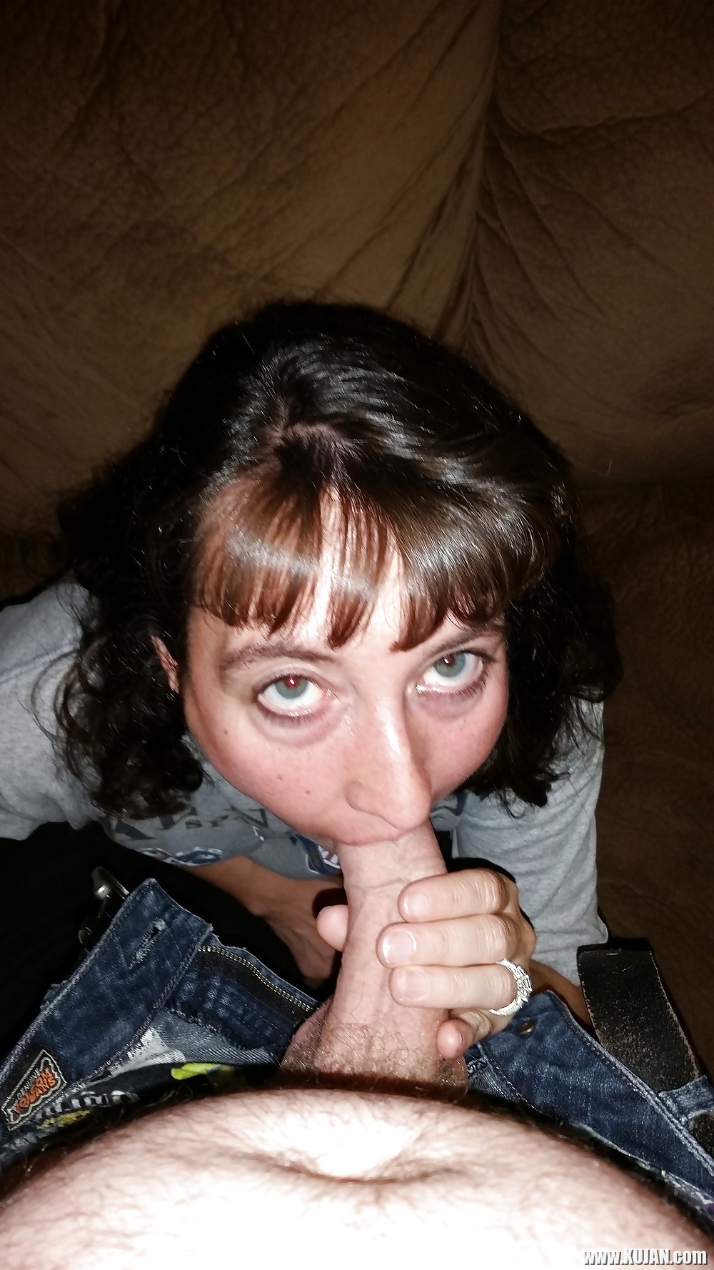 A hand job and blow job from my wife - Photo #2935370