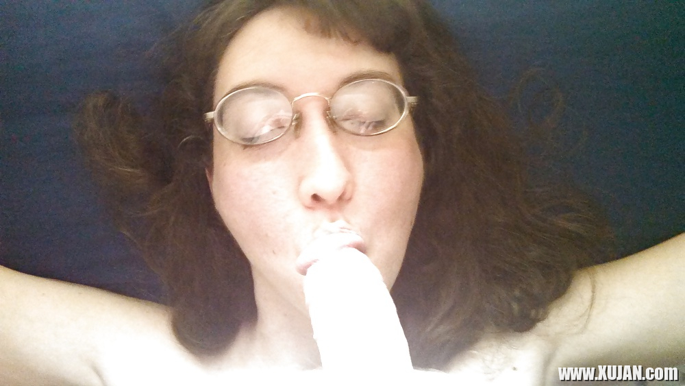 Awesome blow job with hot my hot wife - Photo #2935397