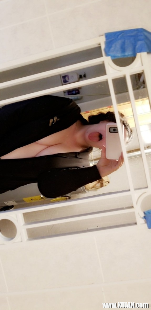 Dummy Thicc qoleji aghjik - Photo #2939219