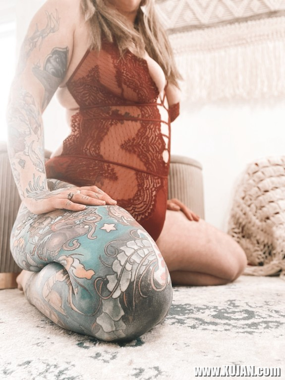 Dajvats milfy mets krtsqerov ev charperov - Photo #2947697