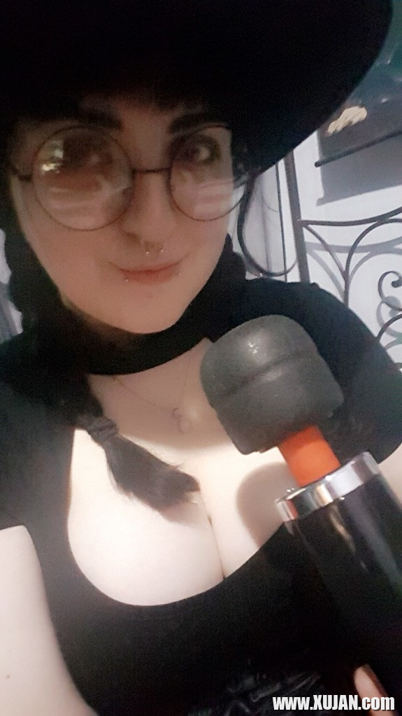 Chubby Witch y siro hmayqn e - Photo #2953993