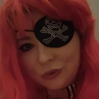 Lucy sev zgest