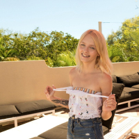 Tiny blonde Kate Bloom works around a huge penis