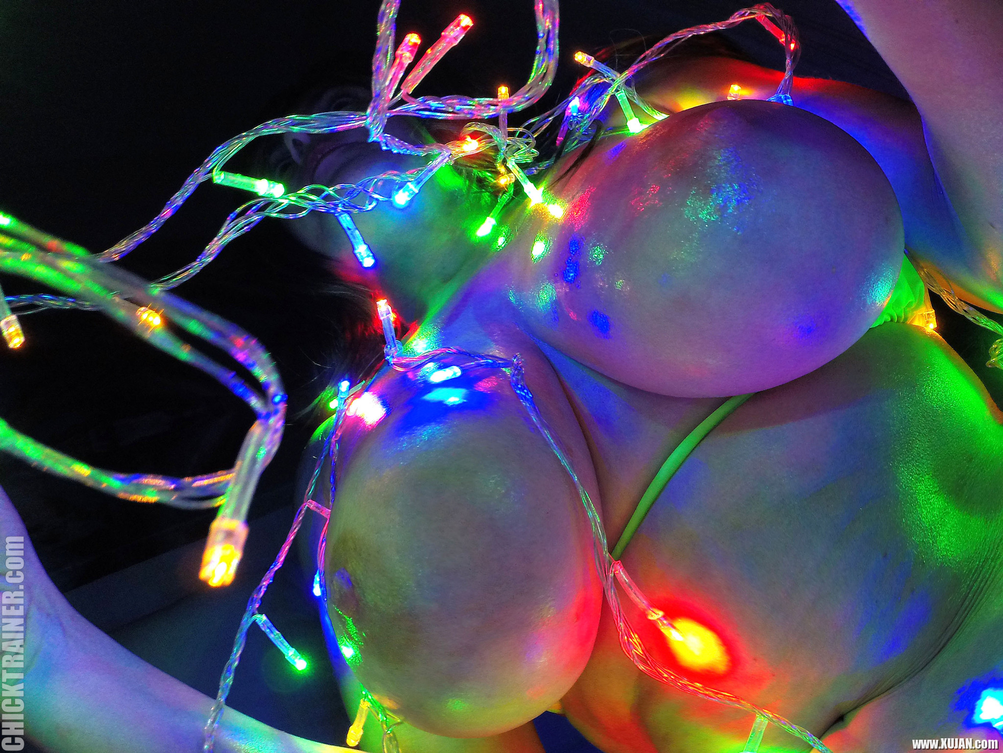 Disco Tits Real Big Boobs on this natural busty MILF - Photo #2961286