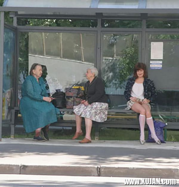 Poghotsum gtnvogh kiny tsuyts e talis mazot kit - Photo #2966935