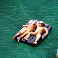 Sexy Babe Suntans ir qaghtsr pucy hanrutyan mej