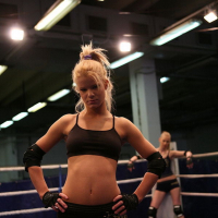 Gitta Blonde in catfight is dominated by lezdom