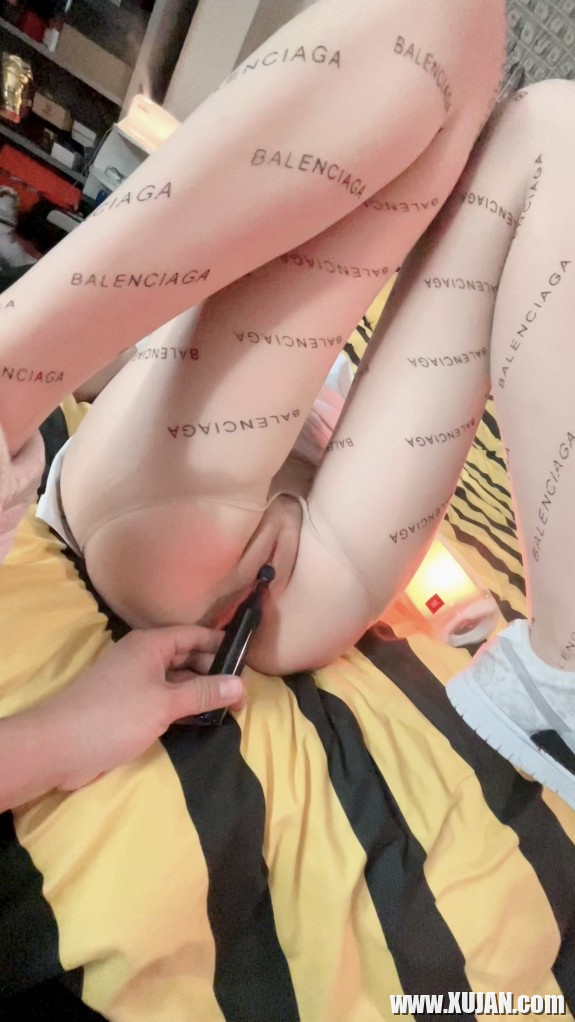 18 Cosplay - Photo #2971335