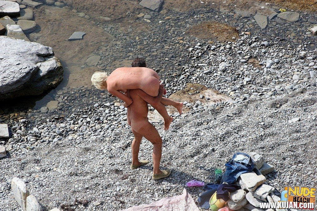Geghetsik eghanak avazi mej mi poqr khaghayin erekuyti hamar - Photo #2981381