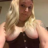 Titty zvarchanq