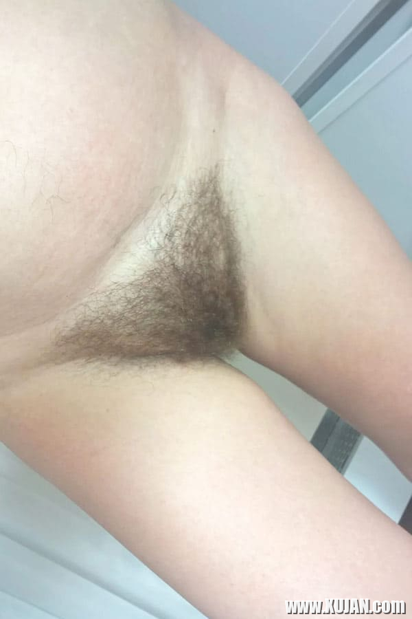 Selfie Red Hairy Mom - Photo #2981753