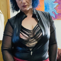 Laurasquirts y 39 i verjin amisn e