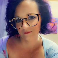 Laurasquirts y 39 i verjin amisn e